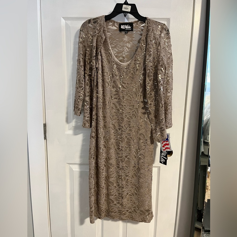 Sand and sequin dress with jacket. MIDI length.